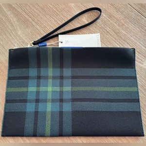 Rothy’s The Wristlet in Pine Green Plaid - NWT